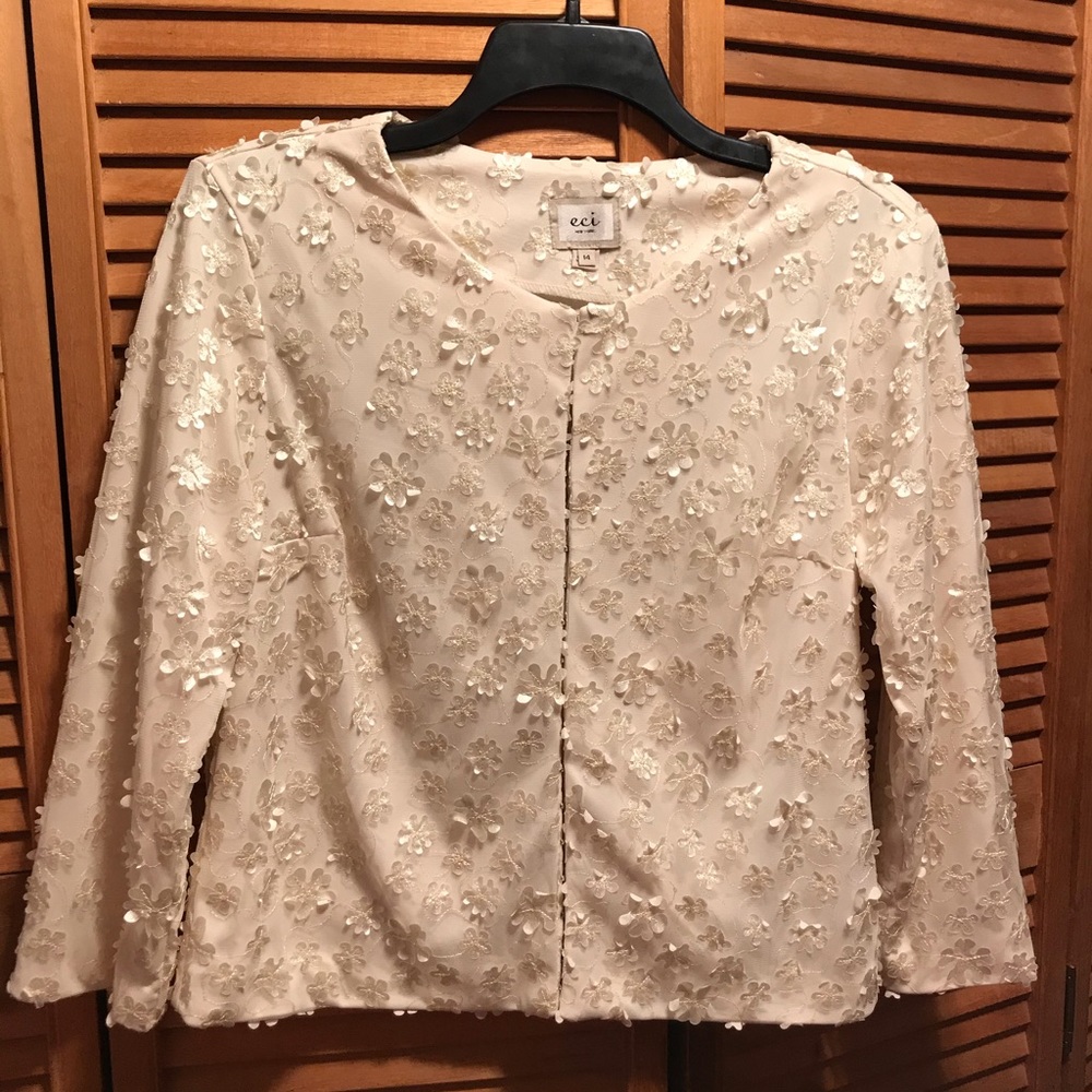 ECI New York Ivory Top with Tulle & Floral Appliqués Top